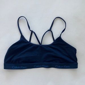 Calvin Klein navy sports bra mesh size medium